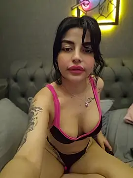 Snapshot of Esmertarcinim chatting on 23, 4, 2026 Esmertarcinim online show from 23, 4, 2026