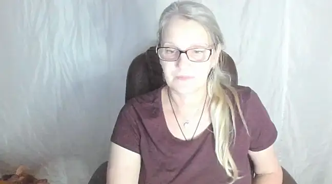 irinamaux online show from 27, 2, 2025