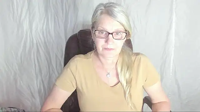 irinamaux online show from 5, 3, 2025