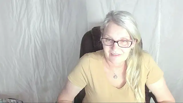 irinamaux online show from 5, 3, 2025