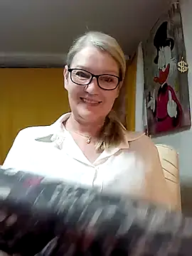 irinamaux online show from 10, 3, 2026