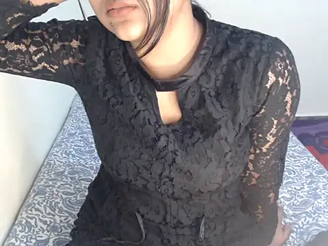 Freya nia online show from 22, 12, 2025