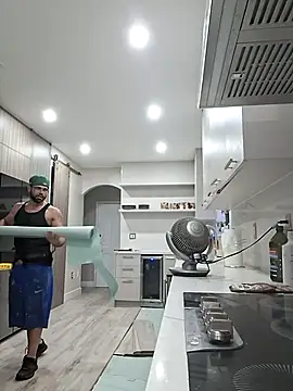 Zander823 online show from 10, 4, 2026