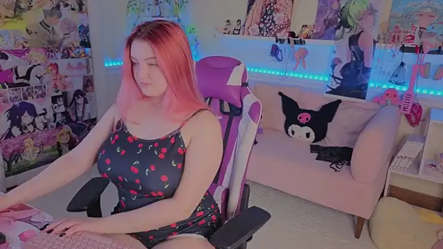 Unholy Lady online show from 16, 11, 2025