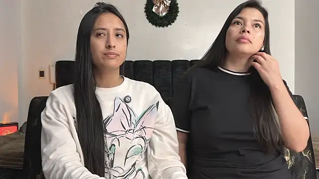 Snapshot of 2SummerLove1 chatting on 14, 2, 2026 2SummerLove1 online show from 14, 2, 2026