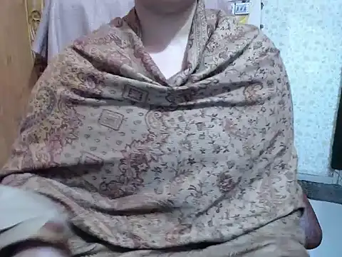 Snapshot of SohanaSabaSexy chatting on 6, 1, 2025 SohanaSabaSexy online show from 6, 1, 2025