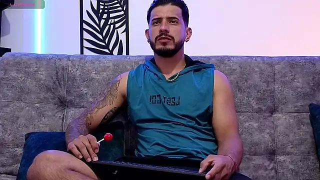 Snapshot of Bruno_Mattos chatting on 17, 1, 2025 Bruno Mattos online show from 17, 1, 2025