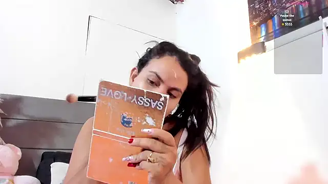 Julieta Coopeer  online show from 31, 3, 2026