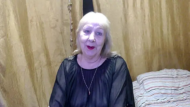Snapshot of _Estelitta_5 chatting on 26, 2, 2025  Estelitta 5 online show from 26, 2, 2025