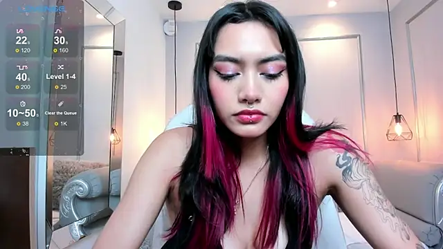 AzuraKindong online show from 4, 2, 2025