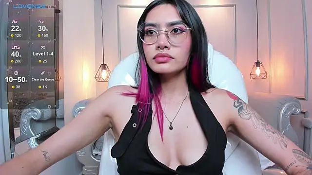 AzuraKindong online show from 3, 3, 2025