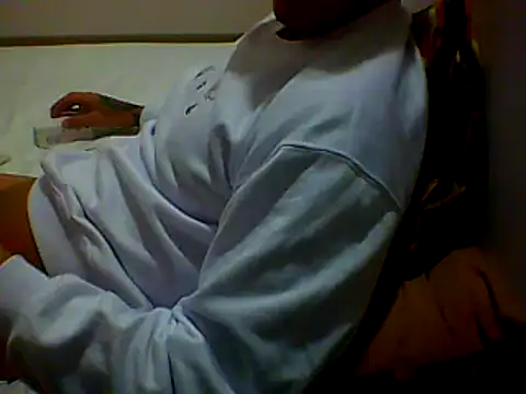 Skater29xx2 online show from 18, 1, 2025