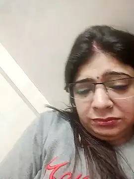 Snapshot of Husnpari20 chatting on 5, 1, 2025 Husnpari20 online show from 5, 1, 2025