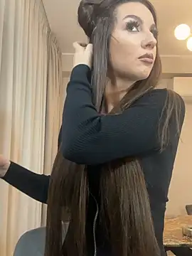 SecretSienna online show from 2, 4, 2026