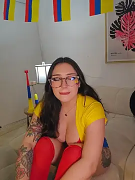 Snapshot of freya_bella_ chatting on 4, 7, 2026 freya bella online show from 4, 7, 2026