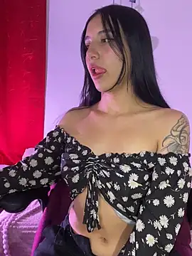 Snapshot of Steph_x chatting on 14, 5, 2026 Steph x online show from 14, 5, 2026