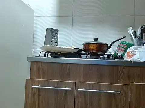 Laura martin  online show from 7, 2, 2025