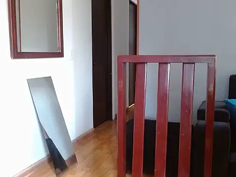 Laura martin  online show from 14, 2, 2025