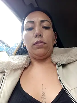 Laura martin  online show from 14, 2, 2025