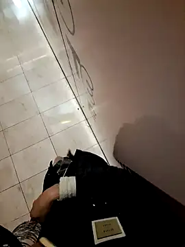 SexyErola27 online show from 3, 1, 2025