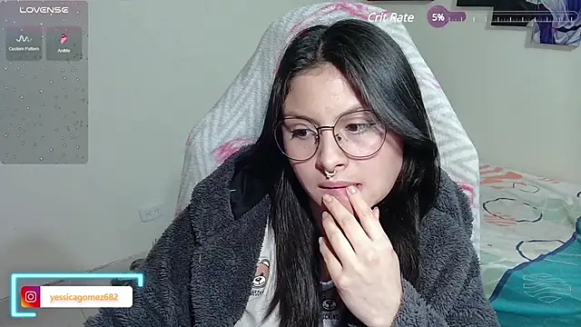 Snapshot of jessica_gomez chatting on 4, 3, 2025 jessica gomez online show from 4, 3, 2025