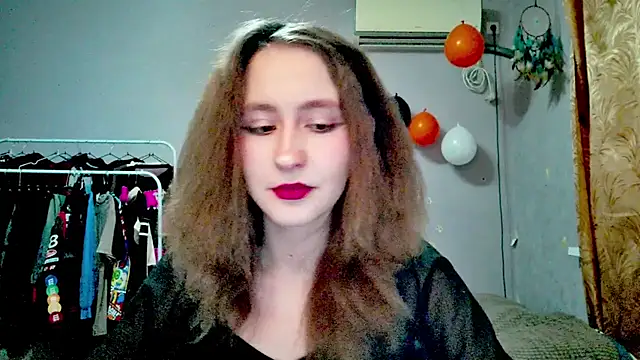 Snapshot of JoannaTompson chatting on 19, 11, 2025 JoannaTompson online show from 19, 11, 2025