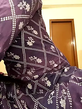Snapshot of Ruchi-34 chatting on 11, 7, 2026 Ruchi-34 online show from 11, 7, 2026