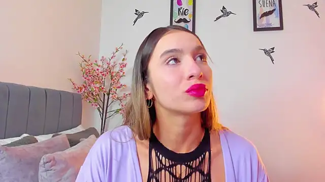 im sarah34 online show from 5, 2, 2025