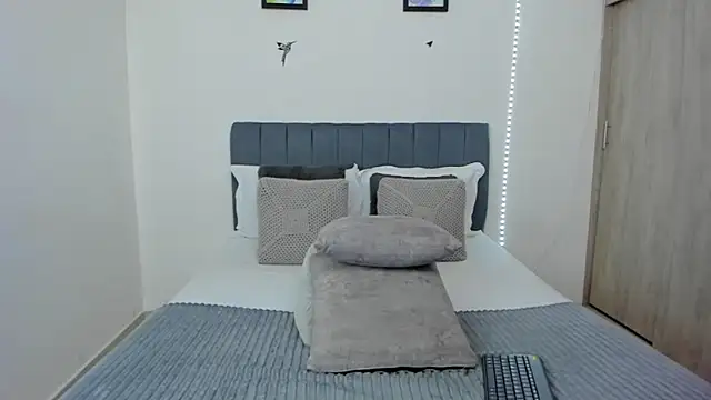 im sarah34 online show from 28, 3, 2026