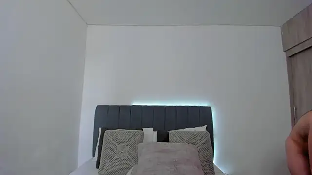 Snapshot of im_sarah34 chatting on 12, 5, 2026 im sarah34 online show from 12, 5, 2026