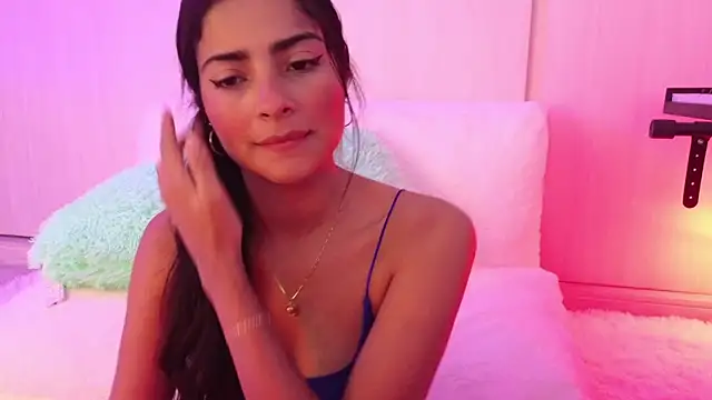 Yues050600 online show from 15, 12, 2024