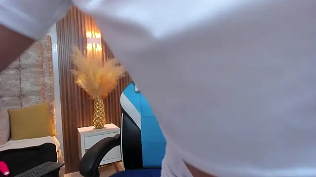 ada mclaine online show from 1, 2, 2026