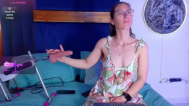 Snapshot of Andromeda-jade chatting on 18, 11, 2025 Andromeda-jade online show from 18, 11, 2025