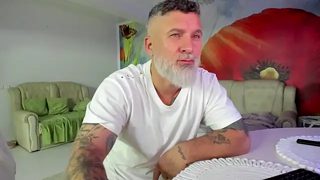 BlowMyXXL online show from 13, 1, 2026