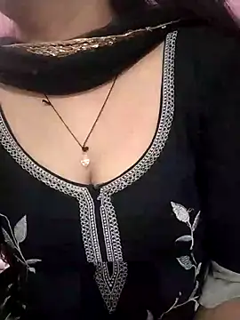 Snapshot of Cute_nidhi chatting on 4, 12, 2024 Cute nidhi online show from 4, 12, 2024