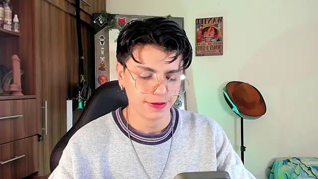 marckalexis online show from 2, 10, 2025