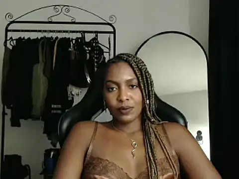 marisilva br online show from 8, 3, 2025