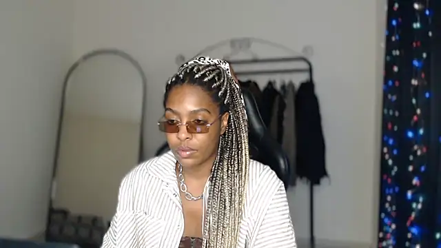 marisilva br online show from 12, 9, 2025