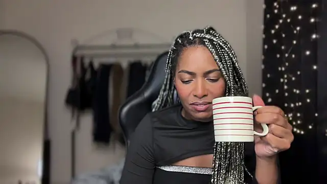 marisilva br online show from 11, 11, 2025