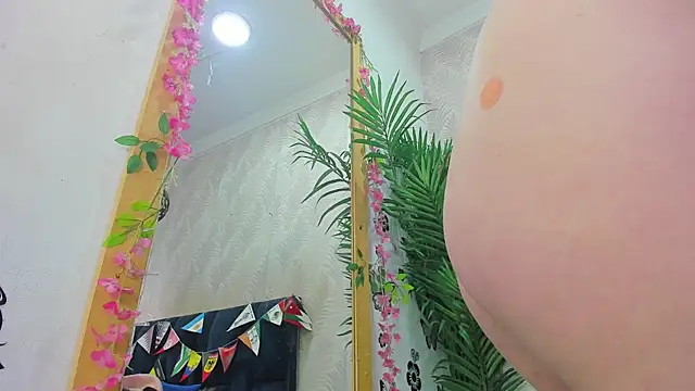 Snapshot of Ammy_Connor1 chatting on 9, 7, 2026 Ammy Connor1 online show from 9, 7, 2026