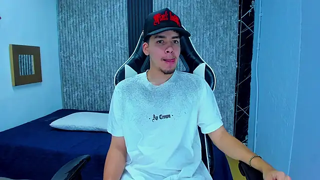 Mike 0233  online show from 9, 1, 2026