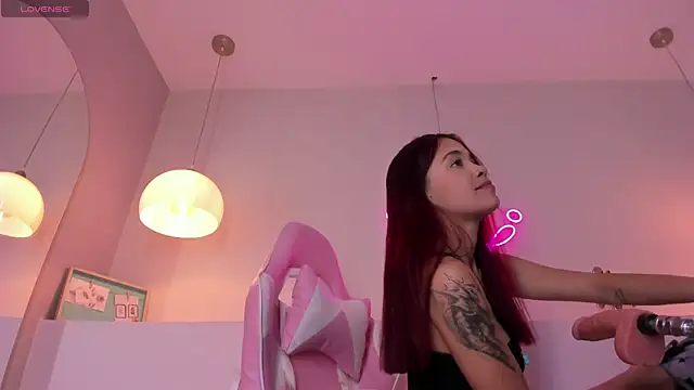 violeth hill online show from 22, 11, 2025