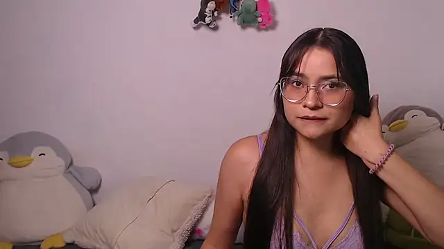 Snapshot of Zoeeeth_ chatting on 24, 5, 2026 Zoeeeth online show from 24, 5, 2026