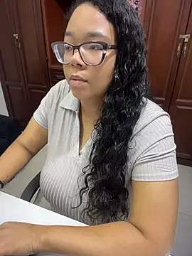 Snapshot of XMara chatting on 23, 5, 2026 XMara online show from 23, 5, 2026