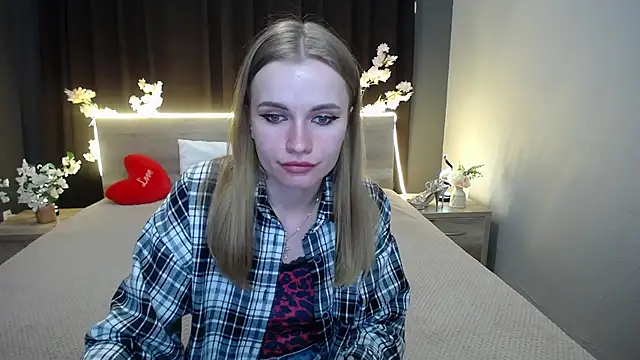 Snapshot of MargaritaKiss chatting on 9, 5, 2026 MargaritaKiss online show from 9, 5, 2026