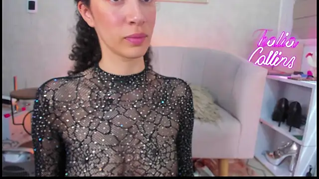 Snapshot of thaliacollins chatting on 11, 5, 2026 thaliacollins online show from 11, 5, 2026