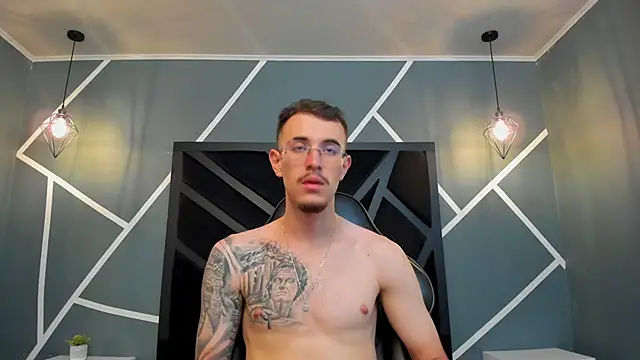 CodyWalkerR online show from 26, 9, 2025