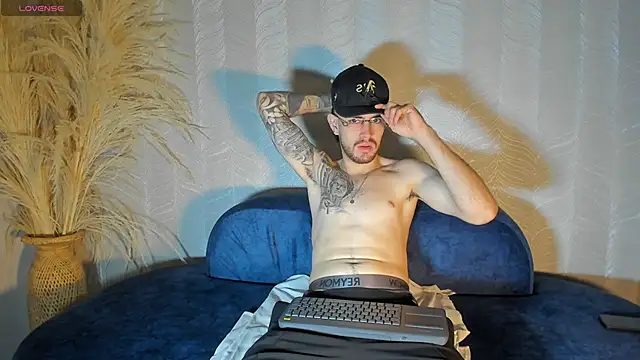 Snapshot of CodyWalkerR chatting on 21, 6, 2026 CodyWalkerR online show from 21, 6, 2026
