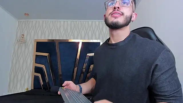 Liam Kleiin online show from 15, 2, 2026