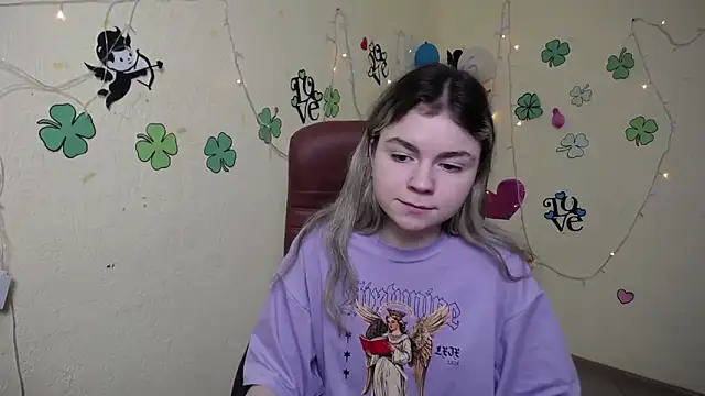 TinaRedly online show from 14, 3, 2025